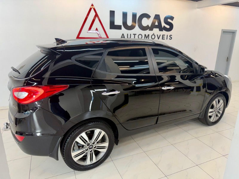 HYUNDAI IX 35 GLS 2016/2016 LUCAS AUTOMÓVEIS BOM RETIRO DO SUL / Carros no Vale