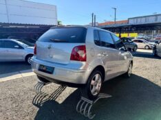 VOLKSWAGEN POLO HATCH 1.6 /2006 AR MULTIMARCAS VENÂNCIO AIRES / Carros no Vale