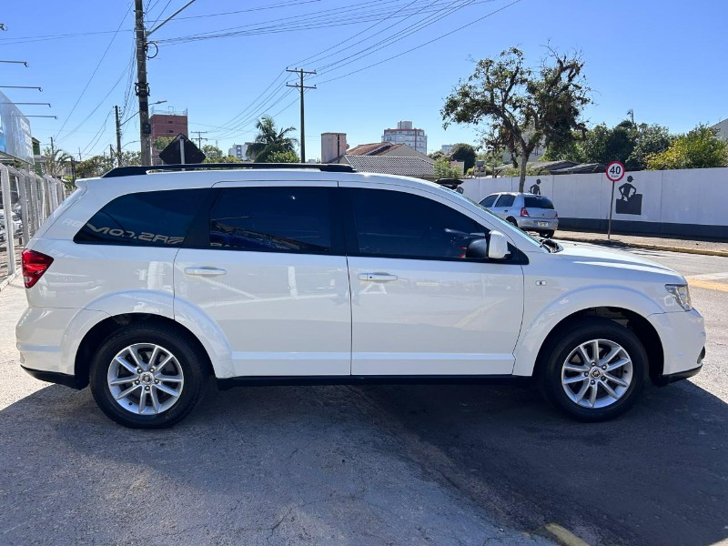 FIAT FREEMONT EMOT./PRECISION 2.4 16V 5P AUT. 2014/2014 LS MULTIMARCAS VENÂNCIO AIRES / Carros no Vale