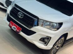 TOYOTA HILUX 2.8 SRV 4X4 CD 16V 2020/2020 JM AUTOMÓVEIS VENÂNCIO AIRES / Carros no Vale