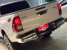 TOYOTA HILUX 2.8 SRV 4X4 CD 16V 2020/2020 JM AUTOMÓVEIS VENÂNCIO AIRES / Carros no Vale