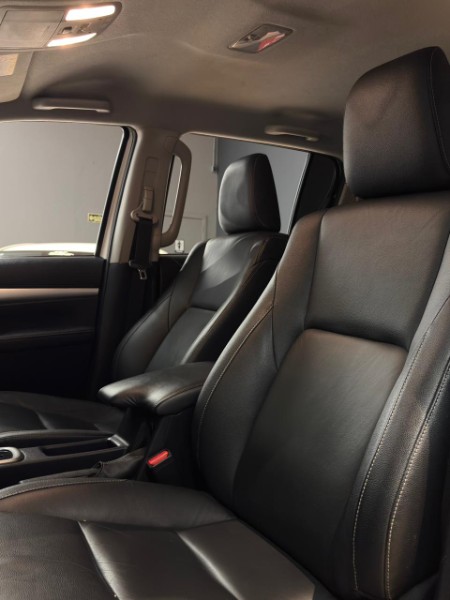 TOYOTA HILUX 2.8 SRV 4X4 CD 16V 2020/2020 JM AUTOMÓVEIS VENÂNCIO AIRES / Carros no Vale