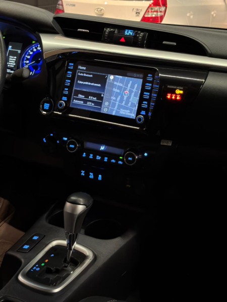 TOYOTA HILUX 2.8 SRV 4X4 CD 16V 2020/2020 JM AUTOMÓVEIS VENÂNCIO AIRES / Carros no Vale