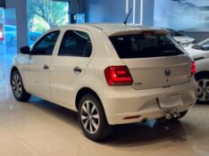 VOLKSWAGEN GOL 1.6 MSI 8V 2017/2017 JM AUTOMÓVEIS VENÂNCIO AIRES / Carros no Vale
