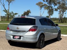 CHEVROLET VECTRA 2.0 GT 8V /2009 NEURI VEÍCULOS LAJEADO / Carros no Vale