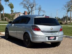 CHEVROLET VECTRA 2.0 GT 8V /2009 NEURI VEÍCULOS LAJEADO / Carros no Vale