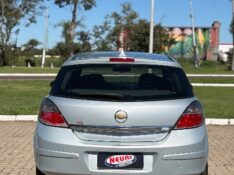 CHEVROLET VECTRA 2.0 GT 8V /2009 NEURI VEÍCULOS LAJEADO / Carros no Vale