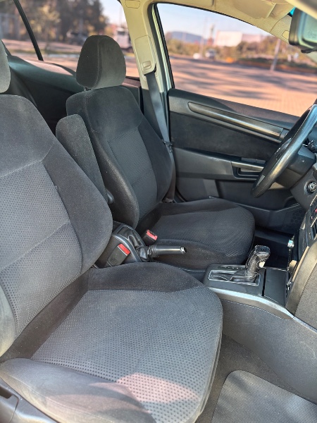 CHEVROLET VECTRA 2.0 GT 8V /2009 NEURI VEÍCULOS LAJEADO / Carros no Vale