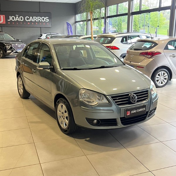 VOLKSWAGEN POLO SEDAN 1.6 8V 2011/2011 JOÃO CARROS MULTIMARCAS GUAPORÉ / Carros no Vale