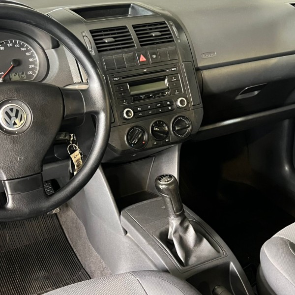 VOLKSWAGEN POLO SEDAN 1.6 8V 2011/2011 JOÃO CARROS MULTIMARCAS GUAPORÉ / Carros no Vale
