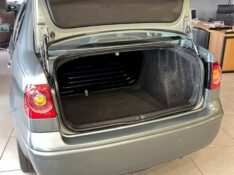 VOLKSWAGEN POLO SEDAN 1.6 8V 2011/2011 JOÃO CARROS MULTIMARCAS GUAPORÉ / Carros no Vale