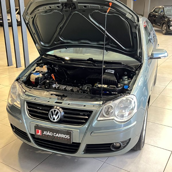 VOLKSWAGEN POLO SEDAN 1.6 8V 2011/2011 JOÃO CARROS MULTIMARCAS GUAPORÉ / Carros no Vale