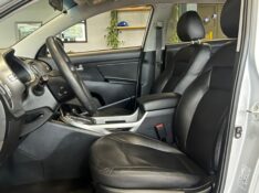 KIA SPORTAGE LX2 2.0 2015/2015 JOÃO CARROS MULTIMARCAS GUAPORÉ / Carros no Vale