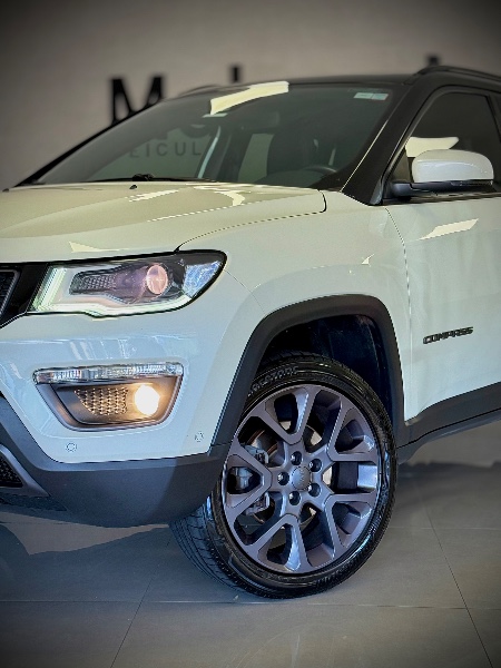 JEEP COMPASS 2.0 16V DIESEL S 4X4 AUTOMÁTICO 2021/2021 MALAGGI VEÍCULOS ENCANTADO / Carros no Vale