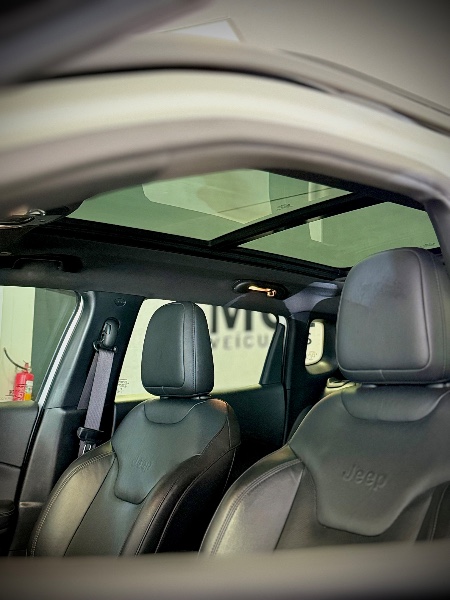 JEEP COMPASS 2.0 16V DIESEL S 4X4 AUTOMÁTICO 2021/2021 MALAGGI VEÍCULOS ENCANTADO / Carros no Vale