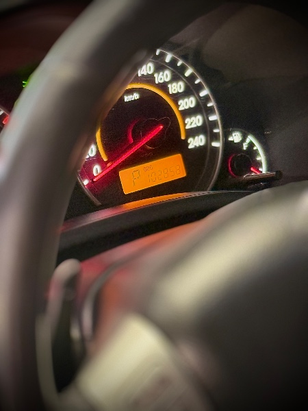 TOYOTA COROLLA 2.0 XEI 16V FLEX 4P AUTOMÁTICO 2011/2012 MALAGGI VEÍCULOS ENCANTADO / Carros no Vale