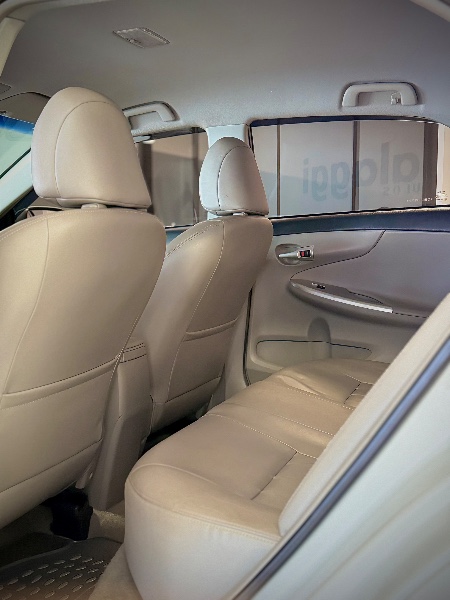 TOYOTA COROLLA 2.0 XEI 16V FLEX 4P AUTOMÁTICO 2011/2012 MALAGGI VEÍCULOS ENCANTADO / Carros no Vale