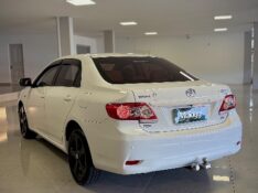TOYOTA COROLLA 2.0 XEI 16V FLEX 4P AUTOMÁTICO 2011/2012 MALAGGI VEÍCULOS ENCANTADO / Carros no Vale