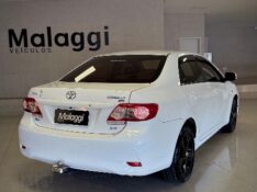 TOYOTA COROLLA 2.0 XEI 16V FLEX 4P AUTOMÁTICO 2011/2012 MALAGGI VEÍCULOS ENCANTADO / Carros no Vale