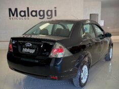 FORD FIESTA 1.6 CLASS SEDAN 8V 2010/2011 MALAGGI VEÍCULOS ENCANTADO / Carros no Vale