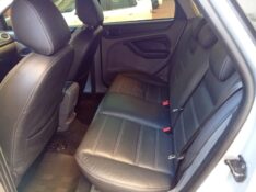 FORD FOCUS 2.0 FLEX 2013/2013 ALTERNATIVA VEÍCULOS LAJEADO / Carros no Vale