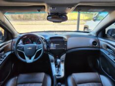 CHEVROLET CRUZE SPORT6 LTZ 1.8 2015/2016 TS VEÍCULOS ANTA GORDA / Carros no Vale