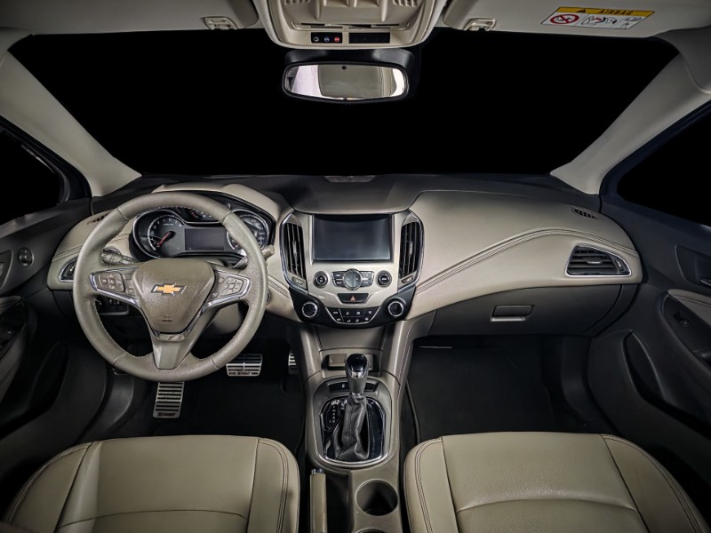 CHEVROLET CRUZE SPORT LTZ 1.4 16V TB FLEX 5P AUT. 2018/2019 DUARTE VEÍCULOS PORTO ALEGRE / Carros no Vale