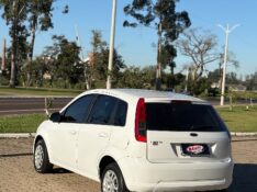 FORD FIESTA 1.6 8V 2014 /2014 NEURI VEÍCULOS LAJEADO / Carros no Vale