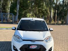 FORD FIESTA 1.6 8V 2014 /2014 NEURI VEÍCULOS LAJEADO / Carros no Vale