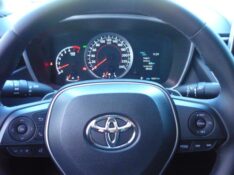 TOYOTA COROLLA XEI 2.0 FLEX 16V AUT. 2019/2020 PREMIUM AUTOMÓVEIS ARROIO DO MEIO / Carros no Vale