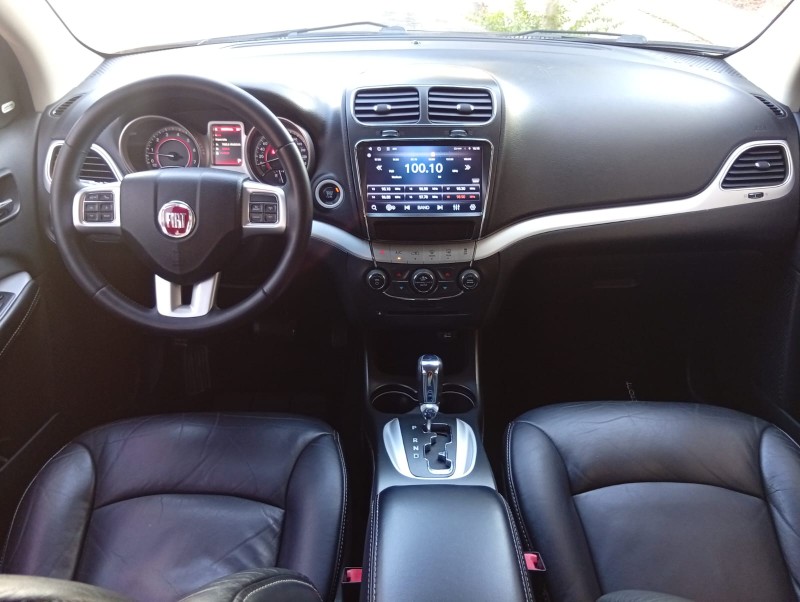 FIAT FREEMONT PRECISION 2013/2024 ALTERNATIVA VEÍCULOS LAJEADO / Carros no Vale