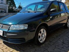 FIAT STILO 1.8 CONNECT 8V 2003/2004 COMPLETO VEÍCULOS GUAPORÉ / Carros no Vale
