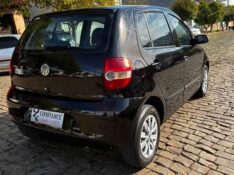 VOLKSWAGEN FOX 1.0 MI CITY 8V 2005/2006 COMPLETO VEÍCULOS GUAPORÉ / Carros no Vale