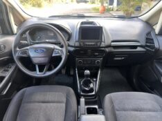 FORD ECOSPORT 1.5 SE /2020 MENEGHINI VEÍCULOS ARROIO DO MEIO / Carros no Vale