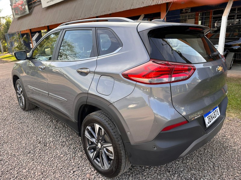 CHEVROLET TRACKER 1.2 TURBO 12V /2023 MENEGHINI VEÍCULOS ARROIO DO MEIO / Carros no Vale CHEVROLET TRACKER 1.2 TURBO 12V /2023 MENEGHINI VEÍCULOS ARROIO DO MEIO / Carros no Vale