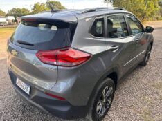 CHEVROLET TRACKER 1.2 TURBO 12V /2023 MENEGHINI VEÍCULOS ARROIO DO MEIO / Carros no Vale