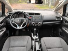 HONDA FIT LX 1.4 /2017 MENEGHINI VEÍCULOS ARROIO DO MEIO / Carros no Vale