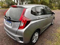 HONDA FIT LX 1.4 /2017 MENEGHINI VEÍCULOS ARROIO DO MEIO / Carros no Vale