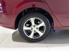 Chevrolet Prisma 1.4 Ltz 2016/2017 SIM VEÍCULOS PORTO ALEGRE / Carros no Vale