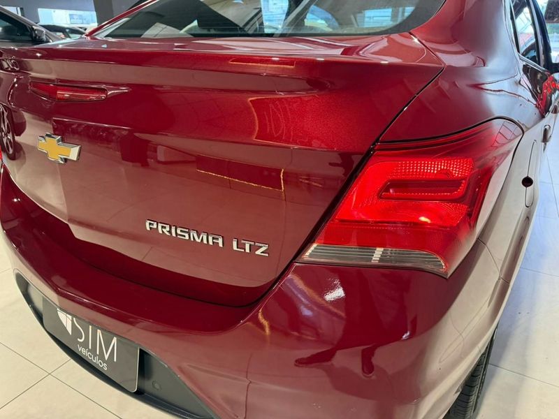 Chevrolet Prisma 1.4 Ltz 2016/2017 SIM VEÍCULOS PORTO ALEGRE / Carros no Vale