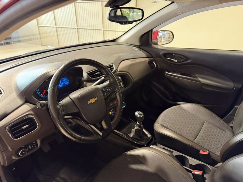 Chevrolet Prisma 1.4 Ltz 2016/2017 SIM VEÍCULOS PORTO ALEGRE / Carros no Vale