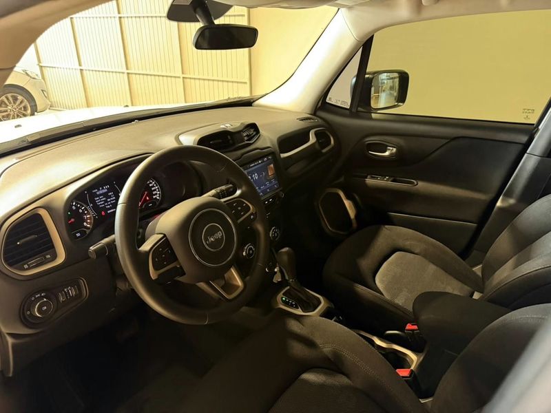Jeep Renegade 1.8 4×2 16v 2018/2018 SIM VEÍCULOS PORTO ALEGRE / Carros no Vale
