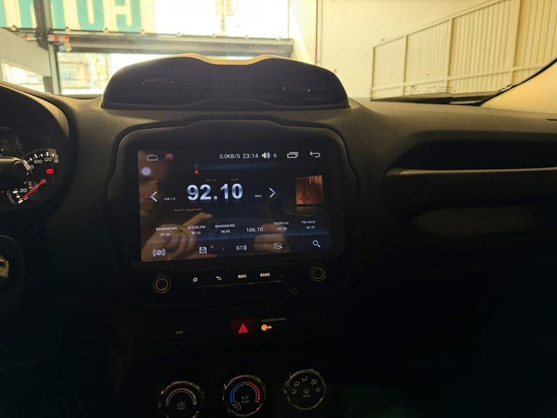 Jeep Renegade 1.8 4×2 16v 2018/2018 SIM VEÍCULOS PORTO ALEGRE / Carros no Vale