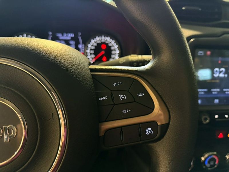 Jeep Renegade 1.8 4×2 16v 2018/2018 SIM VEÍCULOS PORTO ALEGRE / Carros no Vale