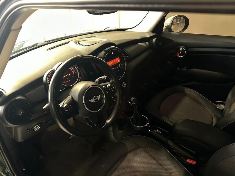 Mini Cooper 1.5 136 Cv 2014/2015 SIM VEÍCULOS PORTO ALEGRE / Carros no Vale