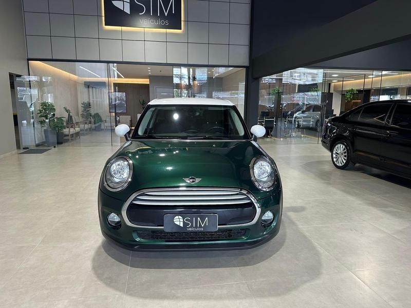 Mini Cooper 1.5 136 Cv 2014/2015 SIM VEÍCULOS PORTO ALEGRE / Carros no Vale