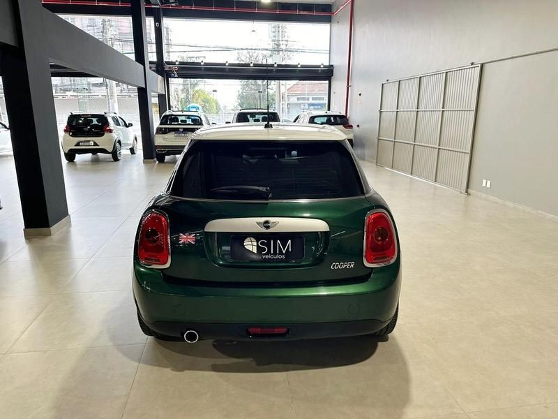 Mini Cooper 1.5 136 Cv 2014/2015 SIM VEÍCULOS PORTO ALEGRE / Carros no Vale