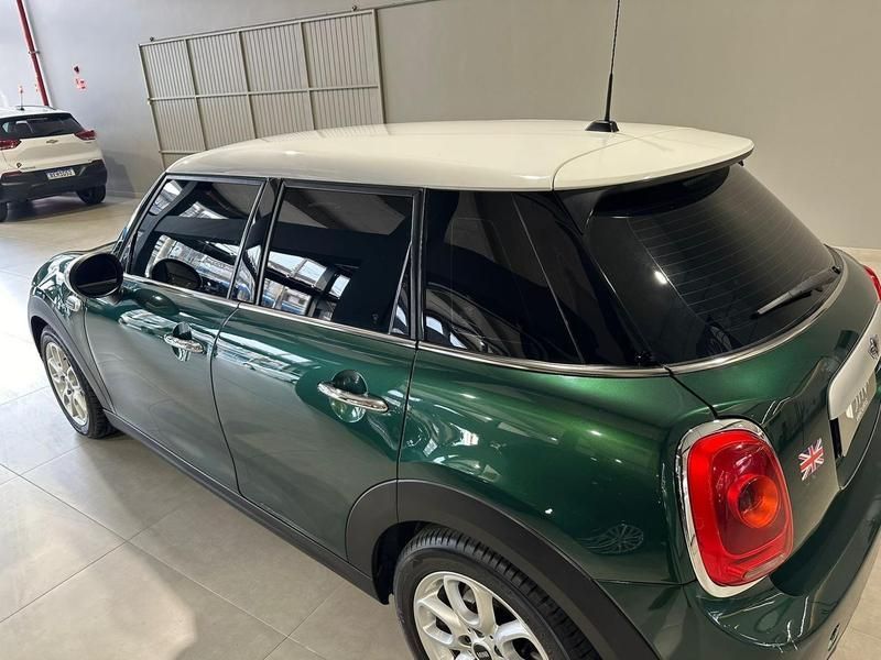 Mini Cooper 1.5 136 Cv 2014/2015 SIM VEÍCULOS PORTO ALEGRE / Carros no Vale