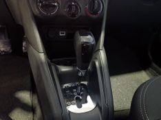 Peugeot 2008 Allure Pack 1.6 16v 2021/2022 SIM VEÍCULOS PORTO ALEGRE / Carros no Vale