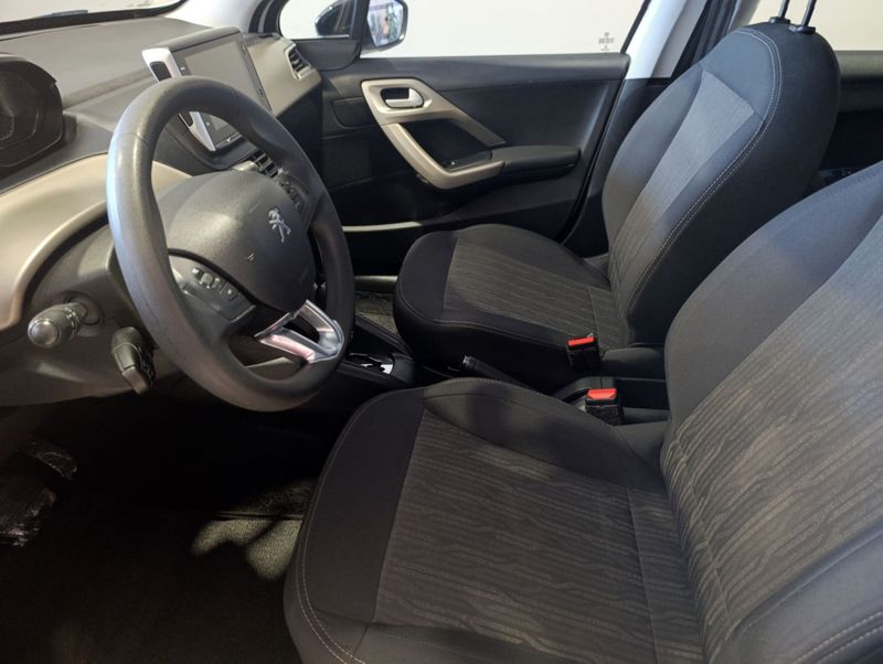 Peugeot 2008 Allure Pack 1.6 16v 2021/2022 SIM VEÍCULOS PORTO ALEGRE / Carros no Vale